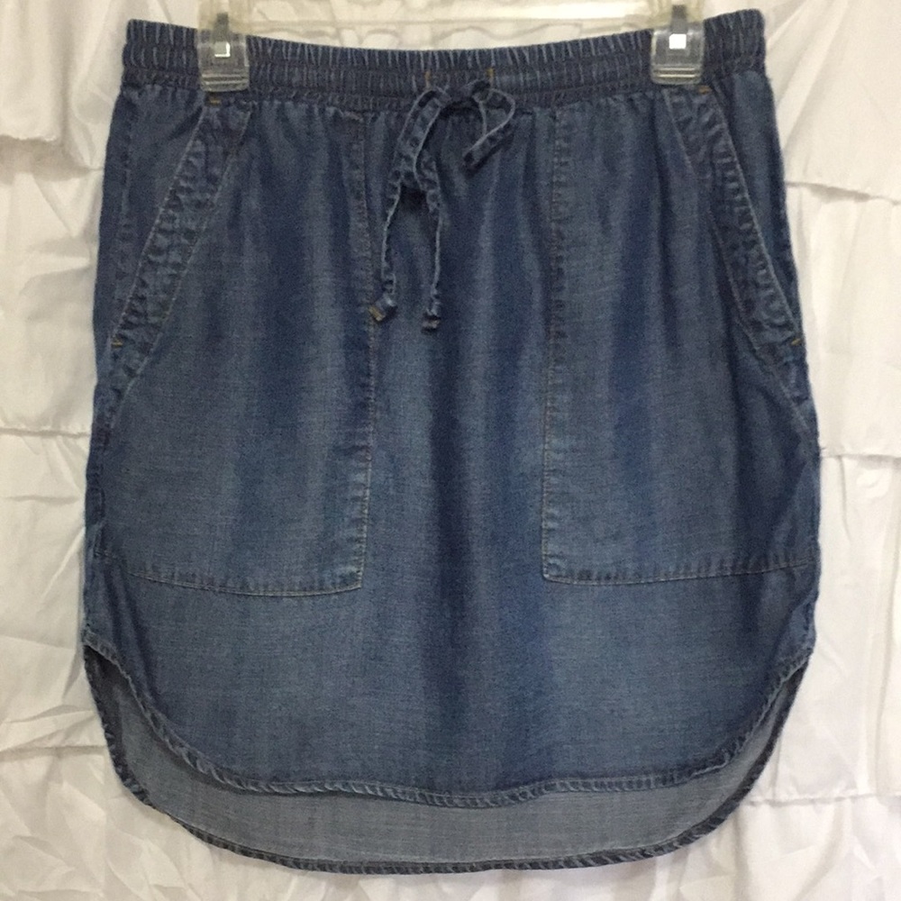 Cloth & Stone skirt.